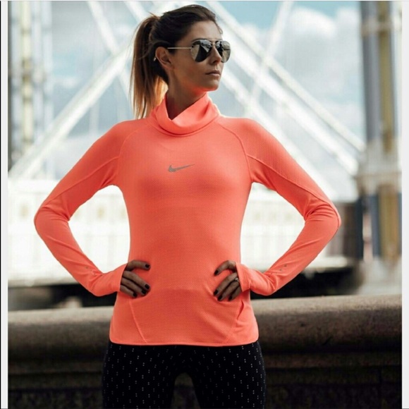 Nike Tops - New Nike Aero React Pullover